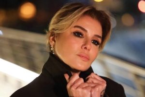 Gülben Ergen’den Yeni Hit: “Defoluyorum Kalbinden”