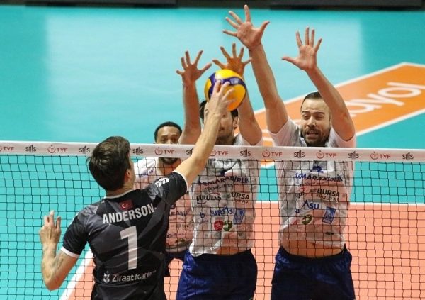 Efeler Ligi’nde Bursa Temsilcisi Galibiyet Peşinde