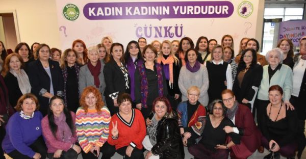 Kadınlar, toplumsal eşitsizliğe ve şiddete karşı sesini yükseltiyor