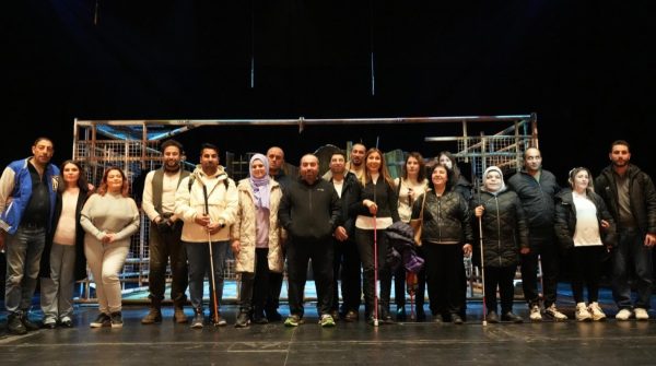 İstanbul AKM’de Engelleri Kaldıran Tiyatro Deneyimi