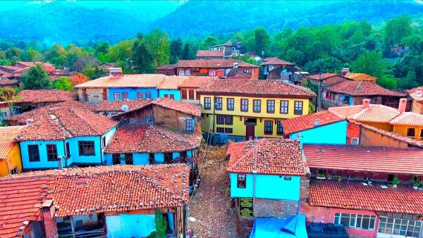 Cumalıkızık Gezi Rehberi: Bursa’nın Tarihi Köyünde Gezilecek Yerler ve Ulaşım Bilgileri