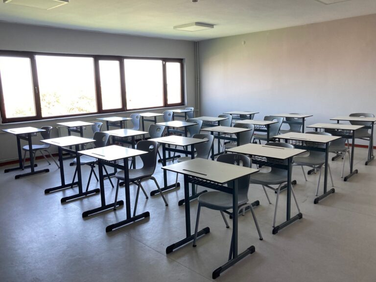 Bil-Fen Dershanesi ve Okulları