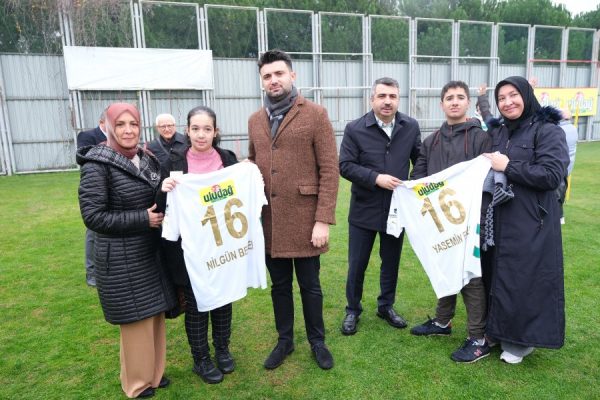 Bursaspor özel öğrencileri ağırladı