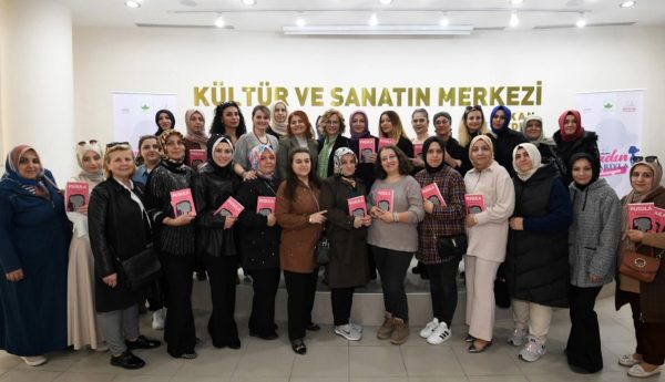 Kadın Yazarlar ve Kadın Kitapseverler Bursa Osmangazi’de Buluşuyor