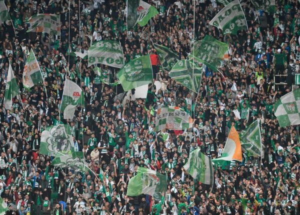 Bursaspor’un Bulvarspor maçını kaç taraftar izledi?