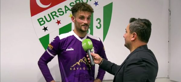 Hopaspor Kaptanı Mustafa Çakır Bursasporluları duygulandırdı