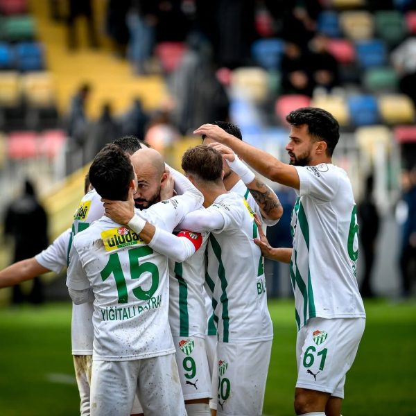 Bursaspor’un önünde kritik iki maç!