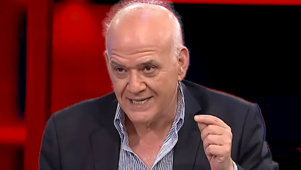 Ahmet Çakar: 3. Lig’desin 40 bine oynuyorsun
