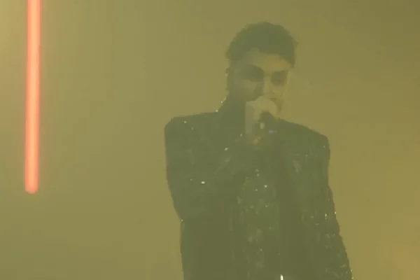 Sefo Konserinde Romantik Evlilik Teklifi Sürprizi!