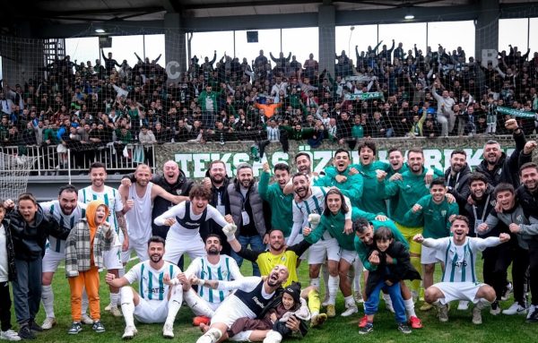 Bursaspor taraftarları Bornova maçında tam not aldı