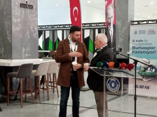 Bursaspor’a destek İçin lisanslı bardaklar BURFAŞ kafelerde satışa çıkıyor
