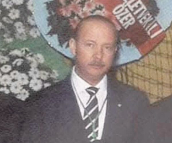Bursaspor eski yöneticisi Suat Mutafoğulları vefat etti!
