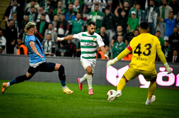 Bursaspor’da 4 futbolcu sınırda!