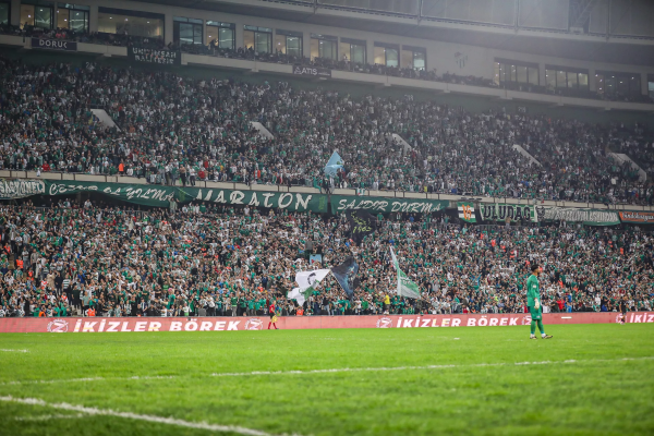 Maraton Tribünü’ne bileti olanlar dikkat!