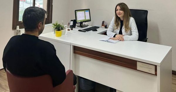 Büyükşehir Belediyesi, bağımlılıkla mücadeleyi sürdürüyor