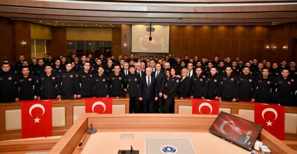 Bursa Büyükşehir’de memurların yemin heyecanı