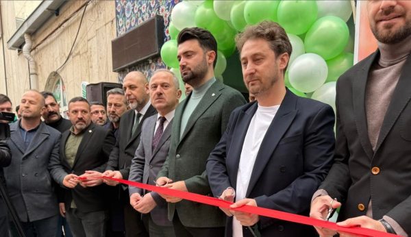 Orhangazi Bursasporlular Derneğinin yeni lokali açıldı
