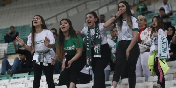 Bursaspor – Silifke Belediyespor (Canlı Yayın)