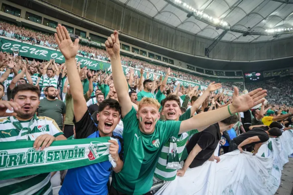 Bursaspor-Kırşehir FSK maçını kaç taraftar izledi