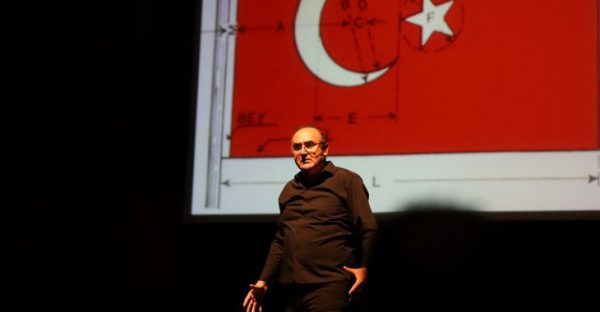 Sunay Akın ile ‘Mahya Işıkları’