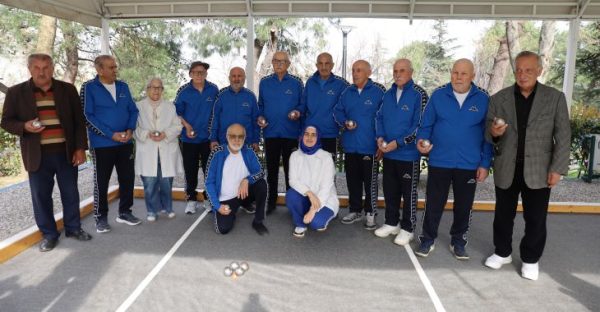 Huzurevi sakinleri Spor Festivali’nde gençlere taş çıkartmaya hazırlanıyor
