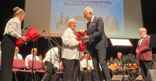 Büyükşehir’den ‘Yaşlılara Saygı’ Haftası