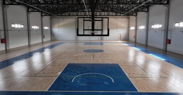 Gemlik Spor Salonu açılış için gün sayıyor