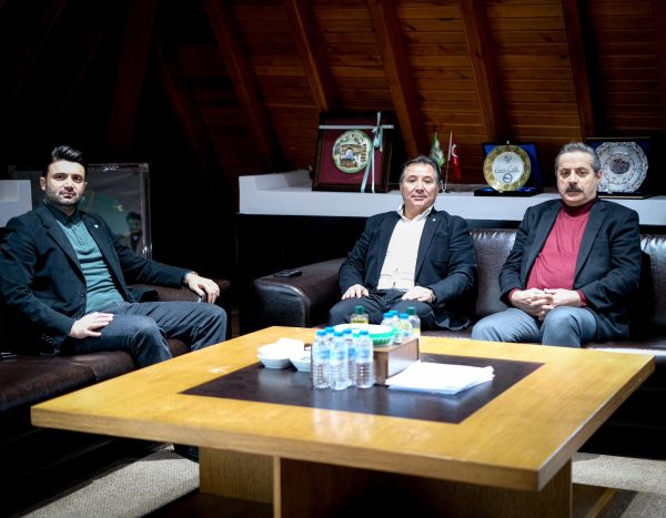 Mesut Mestan alacaklarını Bursaspor’a bağışladı