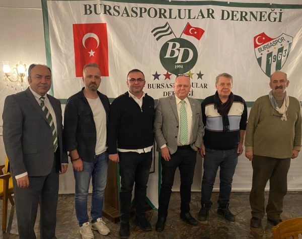 Bursasporlular Derneği’nde Sırdaş yeniden Başkan