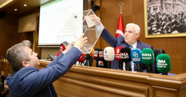 Bursa Büyükşehir Meclisi’nde komisyon seçimleri yapıldı