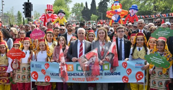 Bursa Büyükşehir’den 23 Nisan’a coşkulu kutlama