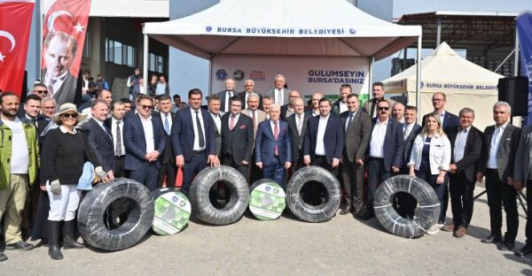 Bursa Büyükşehir’den çiftçiye büyük destek: Üreticiler sulama borularına kavuştu