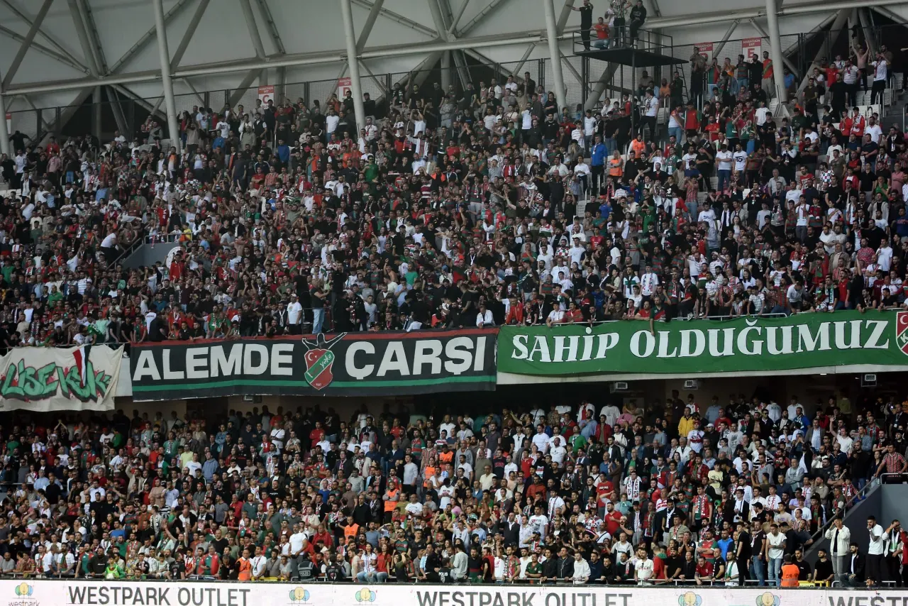 Bursaspor Taraftar Yenigungazetesi Izmir 1