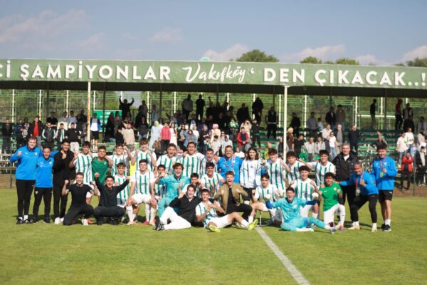 Bursaspor U-17 şampiyon oldu!