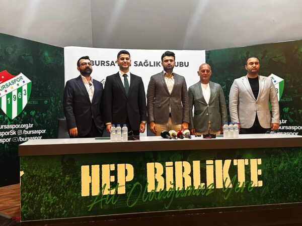 Bursaspor’un yeni sağlık sponsoru Doruk Sağlık Grubu oldu