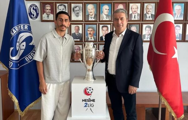 Bursaspor’un yeni transferi Sarıyer’e veda etti