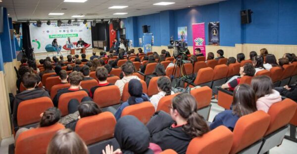 Festival Söyleşileri’nin son konuğu Erke Tümer ve Erdal Hoş oldu