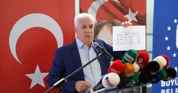 Başkan Bozbey; “Bursalıların da çalışma arkadaşlarımızın da haklarını koruyoruz’