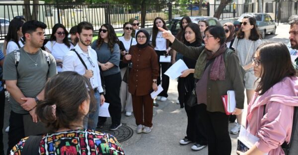 Bursa’ya yaya ve çocuk dostu sokak kazandırılıyor