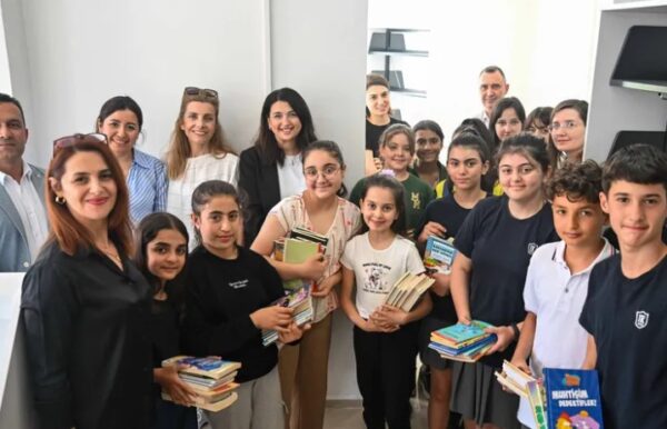 İTK Öğrencilerinden BELGEM Kütüphanesine Kitap Bağışı