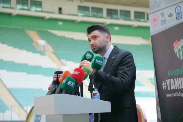 Bursaspor’da en az 3 yeni transfer daha yolda