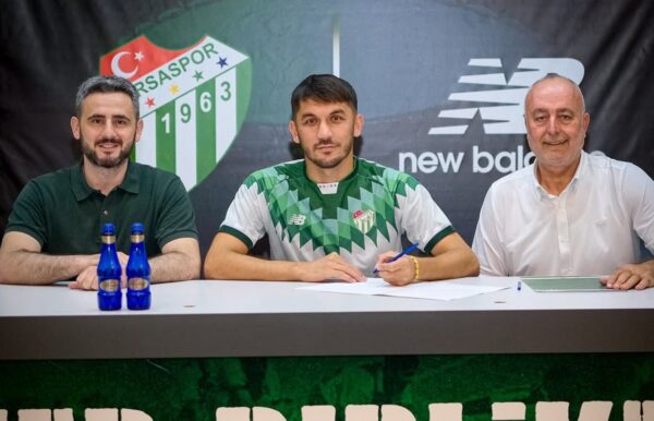 Bursaspor, Sefa Narin’i resmen açıkladı