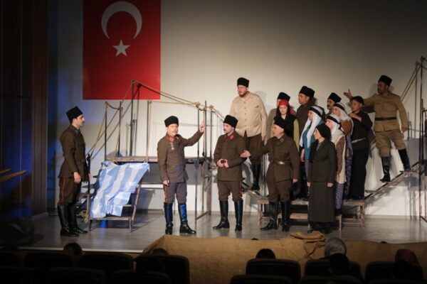 Büyükşehir ve İlçelerde Sanat Rüzgarı Esiyor