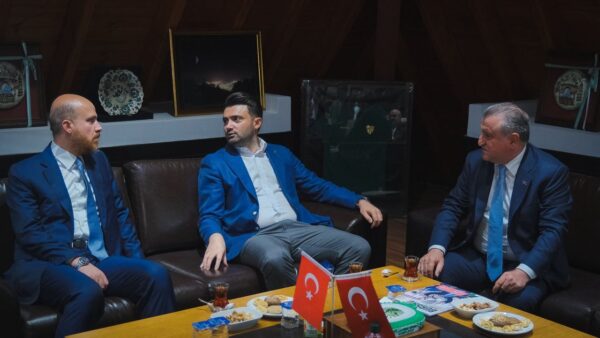 Bakan Osman Aşkın Bak ve Bilal Erdoğan’dan Bursaspor’a ziyaret