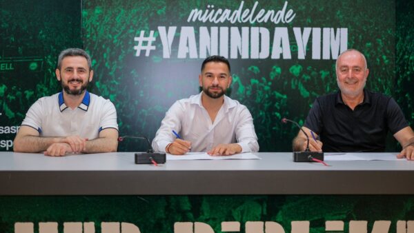 Tayfun Aydoğan Bursaspor’da resmen imzayı attı