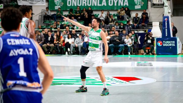 Bursaspor Yörsan’da kaptan Ömer Utku Al ayrıldı
