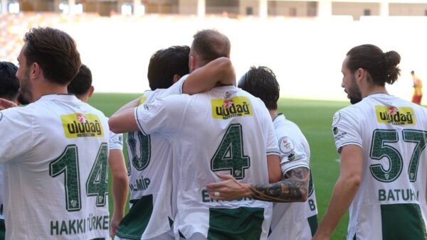 Bursaspor’un sezon ilk golü Ertuğrul Ersoy’dan geldi