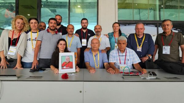Bursaspor Eskişehirspor maçında Engin Aksöz unutulmadı