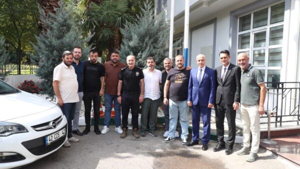 Bursa İl Emniyet Müdürü Bursaspor taraftarlarını kahvaltıda ağırladı