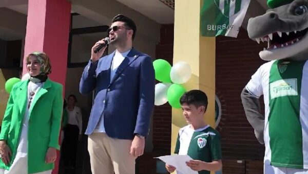 Başkan Enes Çelik, sözünü tutan minik başkanı ziyaret etti
